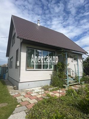 Продам дом в поселке Трансмаш, Труда пл, Санкт-Петербург г, 6 км от города