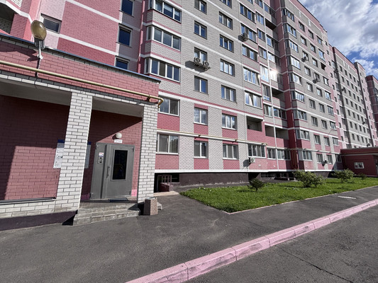 Продам однокомнатную (1-комн.) квартиру, им.О.Н.Строкина ул, 3, Брянск г