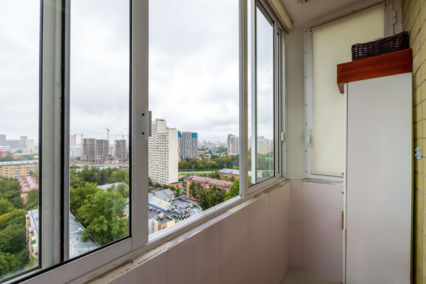 Продам двухкомнатную (2-комн.) квартиру, Кашёнкин Луг ул, 6к1, Москва г