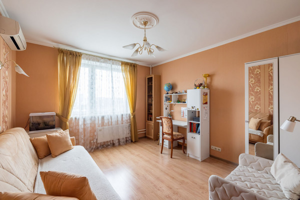 Продам двухкомнатную (2-комн.) квартиру, Кашёнкин Луг ул, 6к1, Москва г