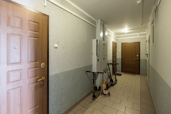 Продам двухкомнатную (2-комн.) квартиру, Кашёнкин Луг ул, 6к1, Москва г