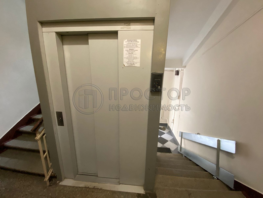 Продам комнату в 4-комн. квартире, 5-я Ямского Поля ул, 23/25к2, Москва г