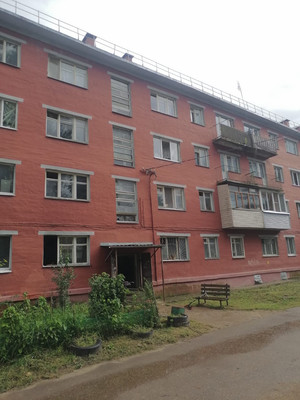 Продам комнату в 4-комн. квартире, Вересаева ул, 5/7, Алексин г