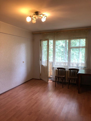 Продам трехкомнатную (3-комн.) квартиру, Большая Санкт-Петербургская ул, 28к4, Великий Новгород г