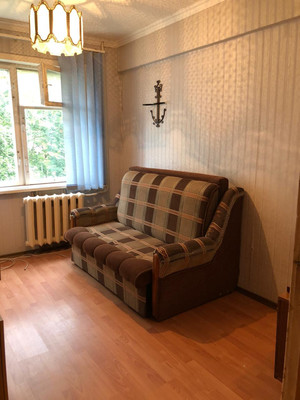 Продам трехкомнатную (3-комн.) квартиру, Большая Санкт-Петербургская ул, 28к4, Великий Новгород г