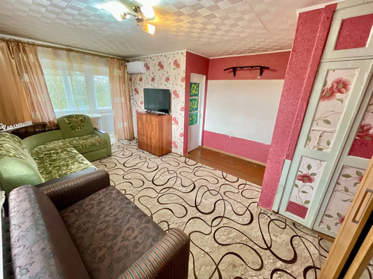 Продам однокомнатную (1-комн.) квартиру, 2-й Микрорайон ул, 26, Эльбан рп