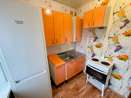 Продам однокомнатную (1-комн.) квартиру, 2-й Микрорайон ул, 26, Эльбан рп
