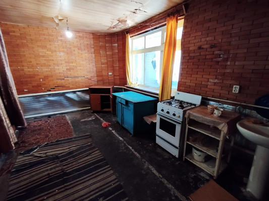 Продам трехкомнатную (3-комн.) квартиру, Партизанская ул, 2, Апшеронск г