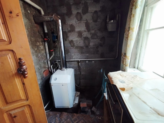 Продам трехкомнатную (3-комн.) квартиру, Партизанская ул, 2, Апшеронск г