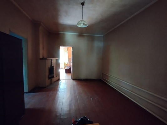 Продам трехкомнатную (3-комн.) квартиру, Партизанская ул, 2, Апшеронск г