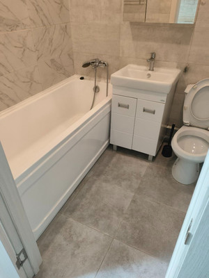 Продам однокомнатную (1-комн.) квартиру, Вишерская ул, 24, Шушары п