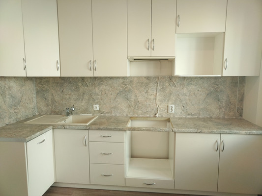 Продам однокомнатную (1-комн.) квартиру, Вишерская ул, 24, Шушары п