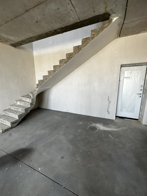 Продам трехкомнатную (3-комн.) квартиру, Московская ул, 3а, Нальчик г