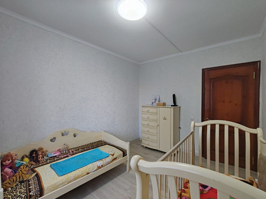 Продам трехкомнатную (3-комн.) квартиру, Гоголя ул, 24, Белореченск г