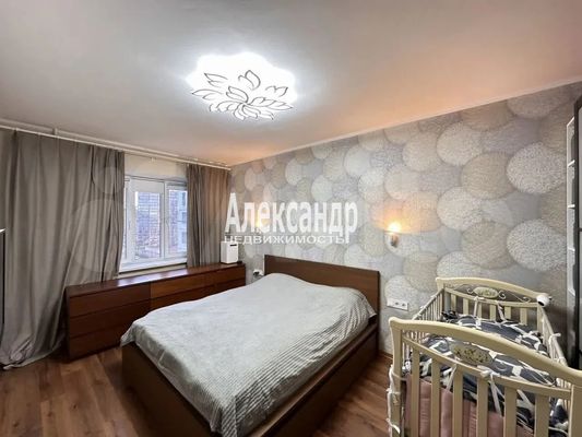 Продам двухкомнатную (2-комн.) квартиру, Оптиков ул, 52к1, Санкт-Петербург г