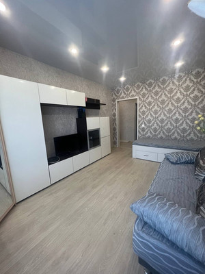 Продам однокомнатную (1-комн.) квартиру, Сабира Ахтямова ул, 1к1, Казань г
