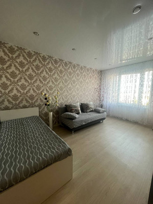 Продам однокомнатную (1-комн.) квартиру, Сабира Ахтямова ул, 1к1, Казань г