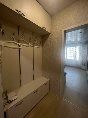 Продам однокомнатную (1-комн.) квартиру, Сабира Ахтямова ул, 1к1, Казань г