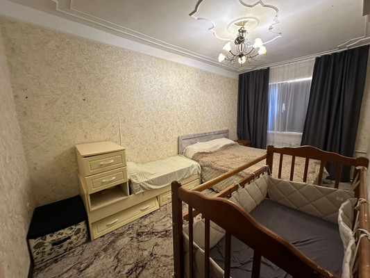 Продам трехкомнатную (3-комн.) квартиру, Кабардинская ул, 135, Нарткала г