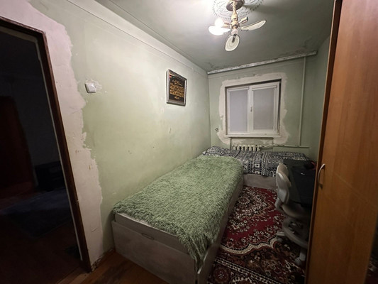 Продам трехкомнатную (3-комн.) квартиру, Кабардинская ул, 135, Нарткала г