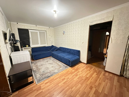 Продам трехкомнатную (3-комн.) квартиру, Кабардинская ул, 135, Нарткала г