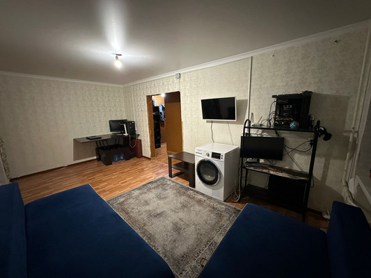 Продам трехкомнатную (3-комн.) квартиру, Кабардинская ул, 135, Нарткала г