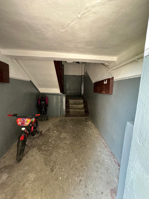 Продам трехкомнатную (3-комн.) квартиру, Кабардинская ул, 135, Нарткала г