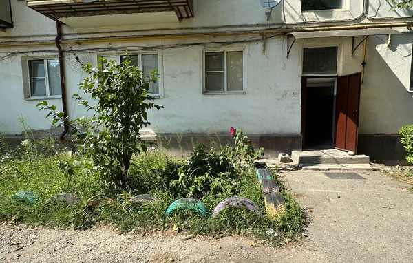 Продам трехкомнатную (3-комн.) квартиру, Кабардинская ул, 135, Нарткала г