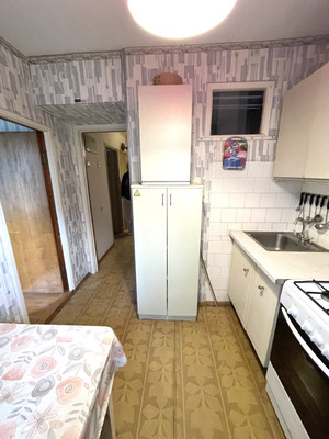 Продам двухкомнатную (2-комн.) квартиру, 50 лет Октября (Климовск мкр.) пр-кт, 22, Подольск г