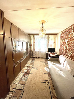 Продам двухкомнатную (2-комн.) квартиру, 50 лет Октября (Климовск мкр.) пр-кт, 22, Подольск г