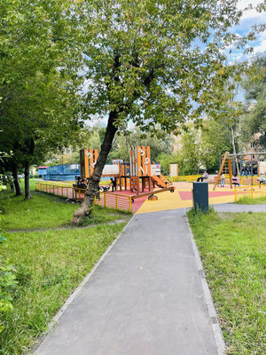 Продам двухкомнатную (2-комн.) квартиру, 50 лет Октября (Климовск мкр.) пр-кт, 22, Подольск г