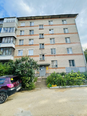 Продам двухкомнатную (2-комн.) квартиру, 50 лет Октября (Климовск мкр.) пр-кт, 22, Подольск г