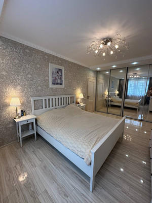 Продам трехкомнатную (3-комн.) квартиру, Красного Маяка ул, 22к2, Москва г