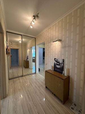 Продам трехкомнатную (3-комн.) квартиру, Красного Маяка ул, 22к2, Москва г
