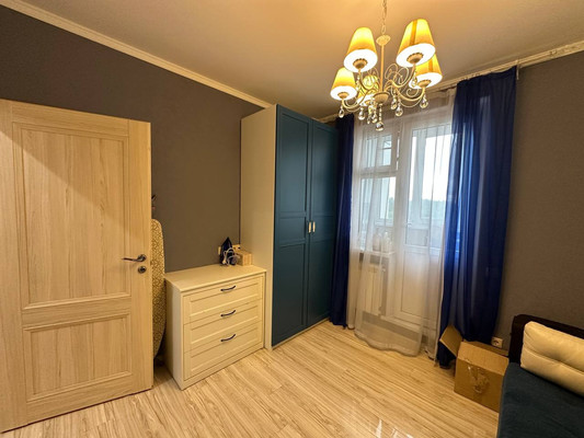 Продам трехкомнатную (3-комн.) квартиру, Красного Маяка ул, 22к2, Москва г