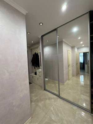 Продам трехкомнатную (3-комн.) квартиру, Красного Маяка ул, 22к2, Москва г