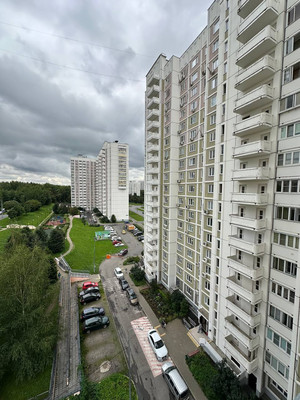 Продам трехкомнатную (3-комн.) квартиру, Красного Маяка ул, 22к2, Москва г