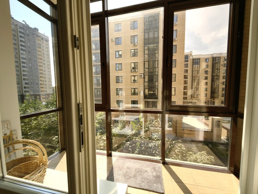 Продам трехкомнатную (3-комн.) квартиру, Альберта Камалеева пр-кт, 28, Казань г