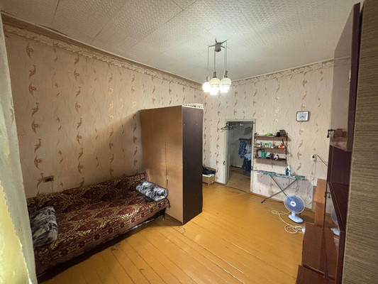Продам комнату в 3-комн. квартире, Дементьева ул, 27, Казань г