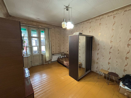 Продам комнату в 3-комн. квартире, Дементьева ул, 27, Казань г