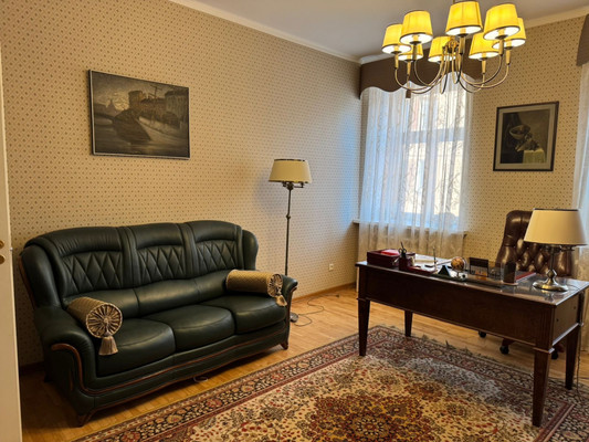 Продам многокомнатную квартиру, 4-я Красноармейская ул, 3, Санкт-Петербург г