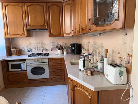 Продам многокомнатную квартиру, 4-я Красноармейская ул, 3, Санкт-Петербург г