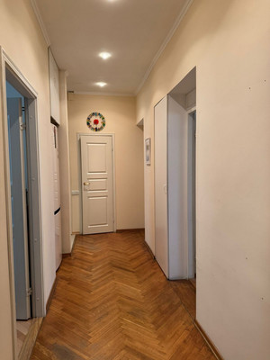 Продам многокомнатную квартиру, 4-я Красноармейская ул, 3, Санкт-Петербург г