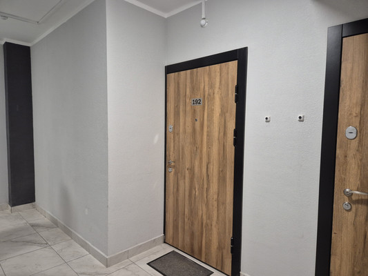 Продам однокомнатную (1-комн.) квартиру, Коломяжский пр-кт, 5к3, Санкт-Петербург г