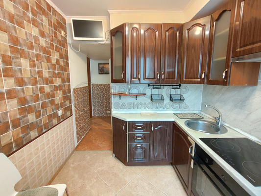 Продам двухкомнатную (2-комн.) квартиру, Неманский проезд, 3, Москва г