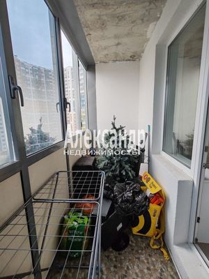 Продам однокомнатную (1-комн.) квартиру, Плесецкая ул, 10, Санкт-Петербург г