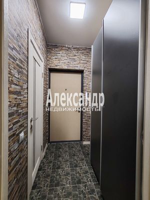 Продам однокомнатную (1-комн.) квартиру, Плесецкая ул, 10, Санкт-Петербург г