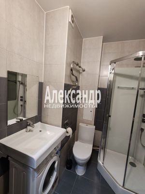 Продам однокомнатную (1-комн.) квартиру, Плесецкая ул, 10, Санкт-Петербург г