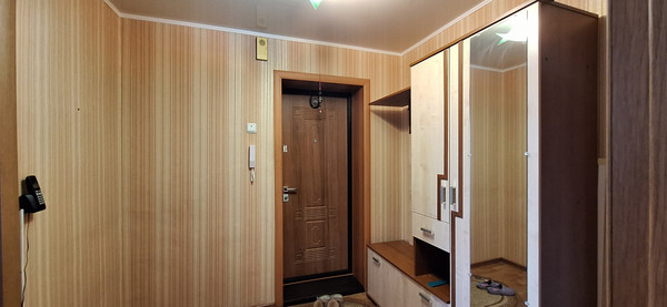 Продам двухкомнатную (2-комн.) квартиру, Паровозная ул, 80, Ишим г