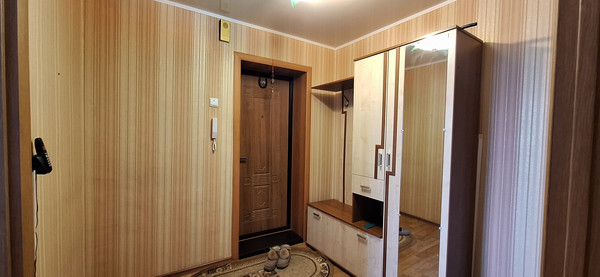 Продам двухкомнатную (2-комн.) квартиру, Паровозная ул, 80, Ишим г